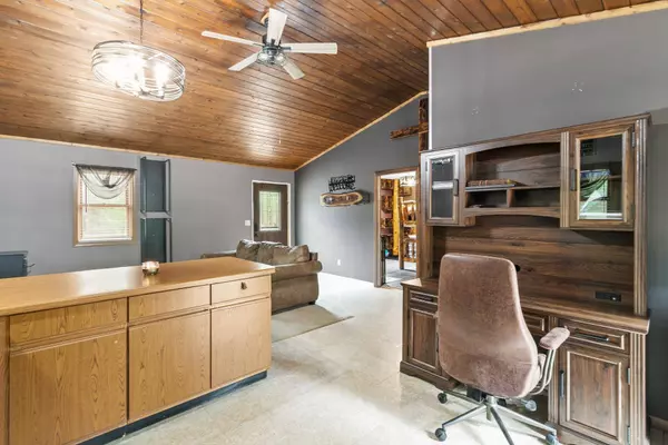 1158 S Chicago Lane, Friendship, WI 53934