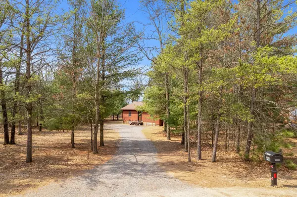 1158 S Chicago Lane, Friendship, WI 53934