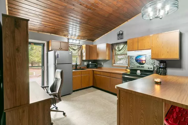 1158 S Chicago Lane, Friendship, WI 53934