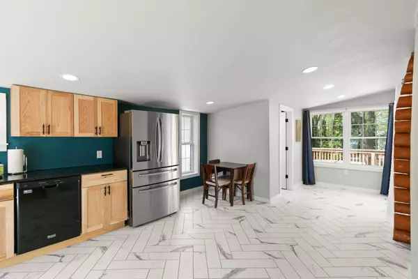 123 Willow Street, Baraboo, WI 53913