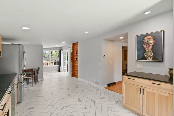 123 Willow Street, Baraboo, WI 53913