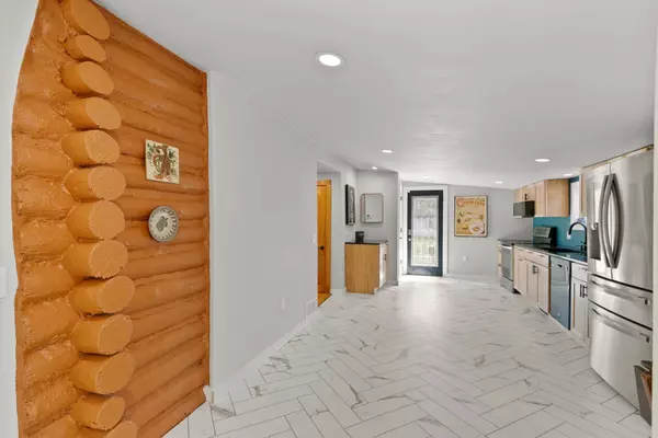 123 Willow Street, Baraboo, WI 53913