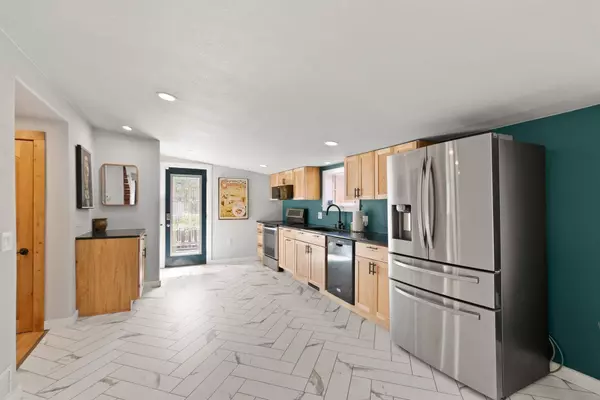 123 Willow Street, Baraboo, WI 53913