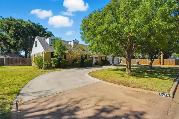2016 Regent Drive, Abilene, TX 79605