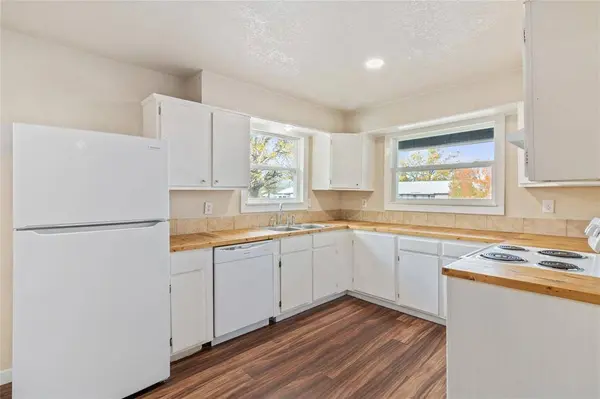 212 E 2nd Street, Coleman, TX 76834