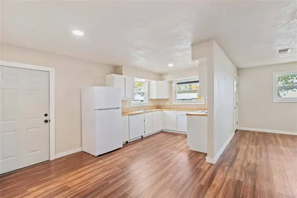 212 E 2nd Street, Coleman, TX 76834