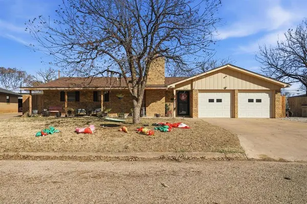 1504 Sunset Street, Merkel, TX 79536