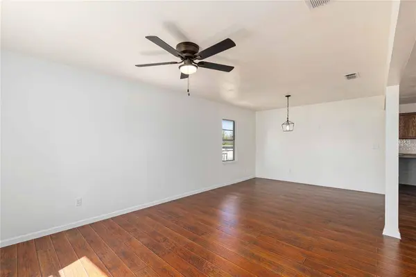 1604 5th Street, Goldthwaite, TX 76844
