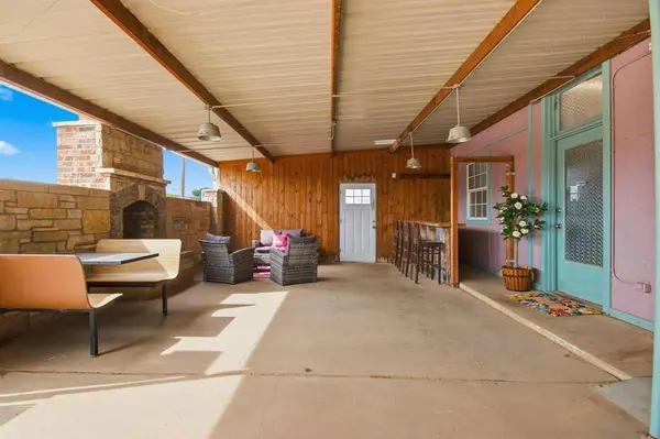 1801 Commercial Avenue, Anson, TX 79501