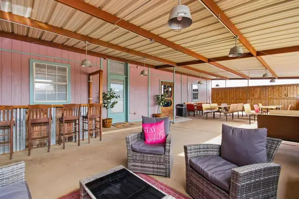 1801 Commercial Avenue, Anson, TX 79501
