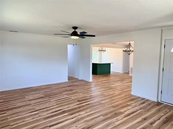 424 W Santa Fe Avenue, Aspermont, TX 79502