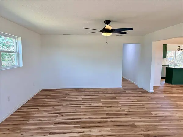 424 W Santa Fe Avenue, Aspermont, TX 79502
