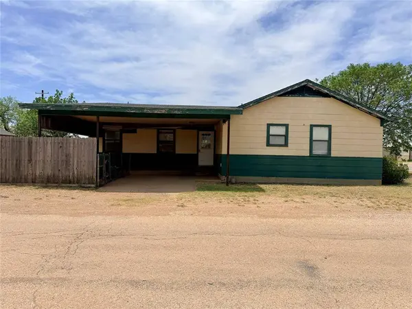 901 S Washington Avenue, Aspermont, TX 79502