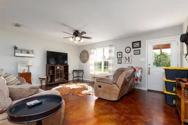 1002 County Road 209, Wingate, TX 79566