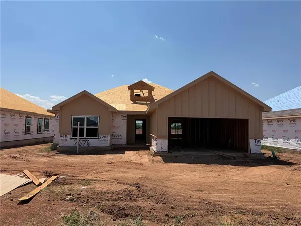 7676 Lake Ridge Parkway