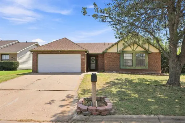749 Chanticleers Lane