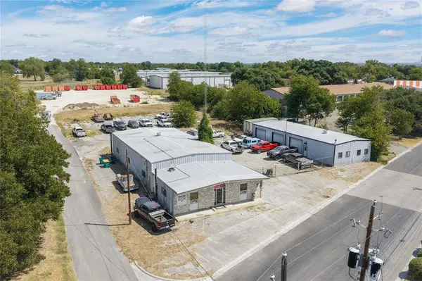 1000 E 2nd Avenue, Belton, TX 76513