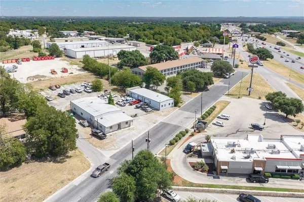 1000 E 2nd Avenue, Belton, TX 76513