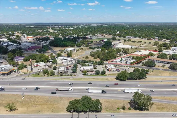 1000 E 2nd Avenue, Belton, TX 76513