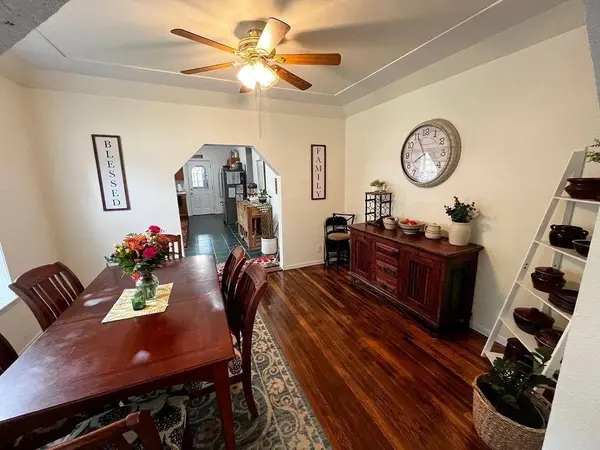 1100 W Walnut Street, Coleman, TX 76834