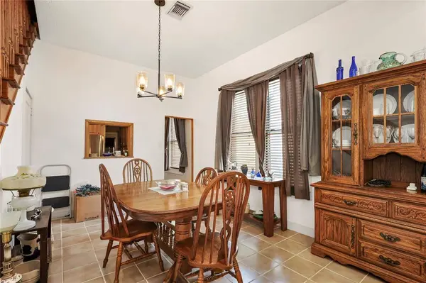 204 S Nueces Street, Coleman, TX 76834