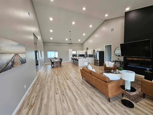 887 E 136th Ave N, Peck, KS 67120