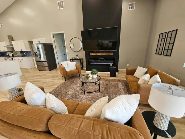 887 E 136th Ave N, Peck, KS 67120