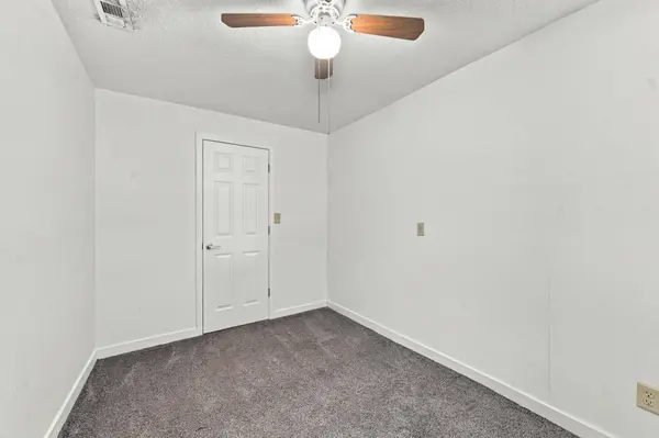 218 N Poplar, Douglass, KS 67039
