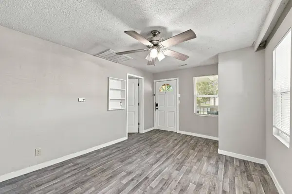 218 N Poplar, Douglass, KS 67039