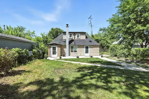 24591 Valley Ave Avenue, Eastpointe, MI 48021