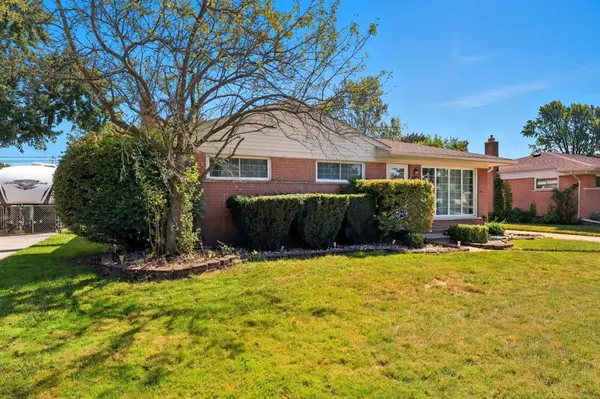 35906 Rewa ST Street, Clinton Township, MI 48035