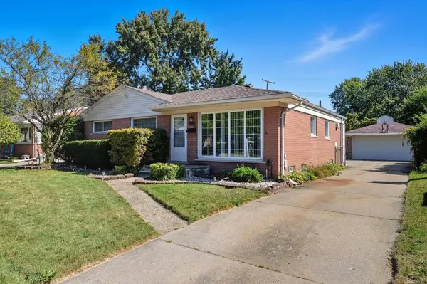 35906 Rewa ST Street, Clinton Township, MI 48035