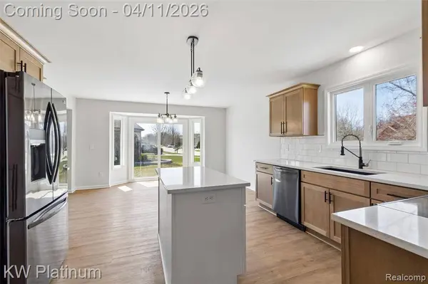 18890 Plantation Drive, Macomb, MI 48044 1240