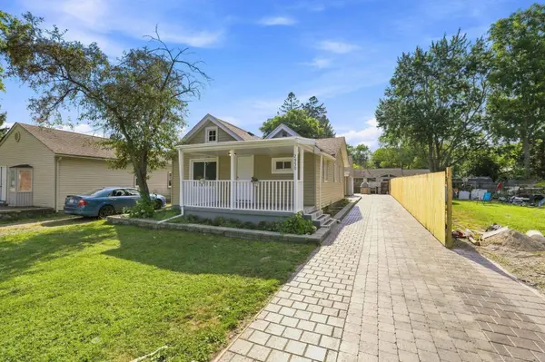 2950 Hartline Drive Drive, Rochester, MI 48309