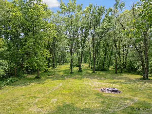 10058 Fulton E Street, Ada, MI 49301