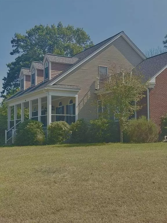 18 Settlers Way, Dracut, MA 01826