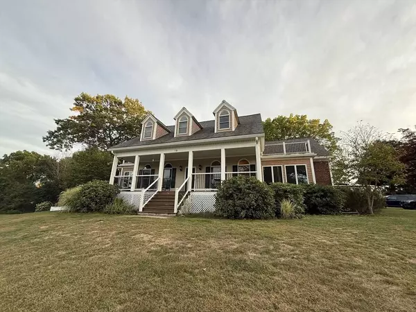 18 Settlers Way, Dracut, MA 01826