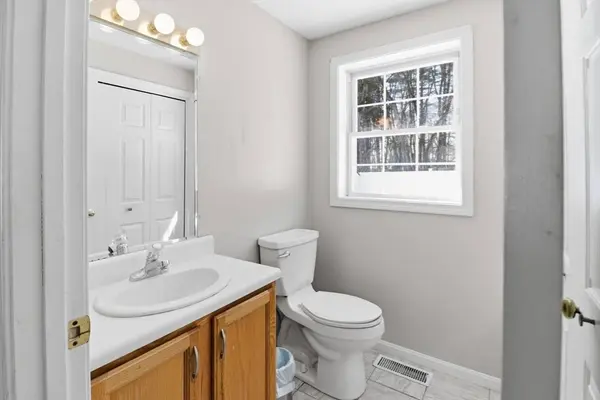 11 Joseph Ave, Dracut, MA 01826