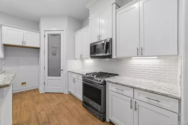 3172 Interstate 35, Natalia, TX 78059