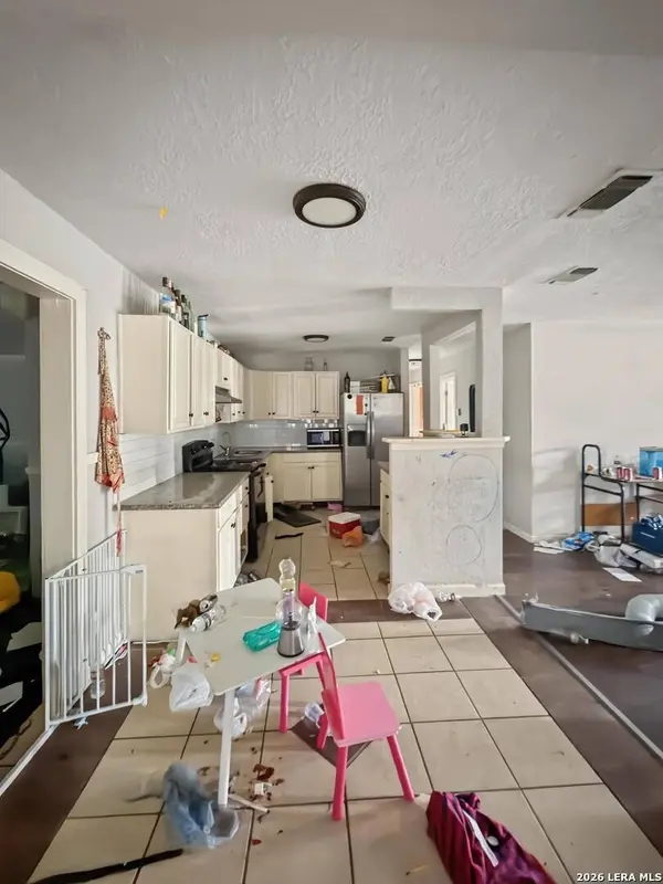 143 GALAXY DR, San Antonio, TX 78227