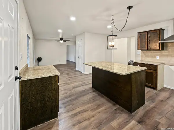 1306 1 /2 16TH ST, Hondo, TX 78861
