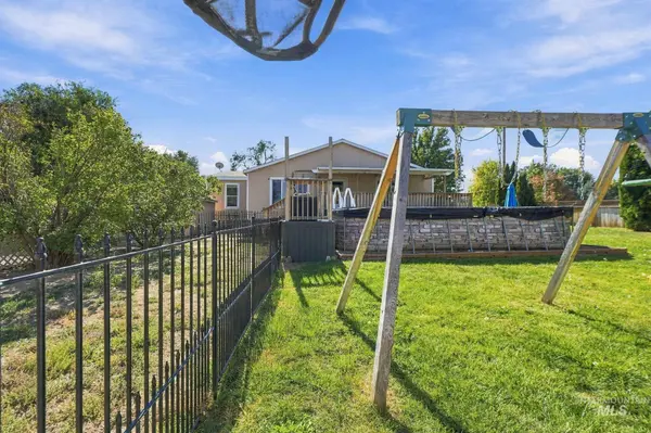 4412 Diane St, Nampa, ID 83686