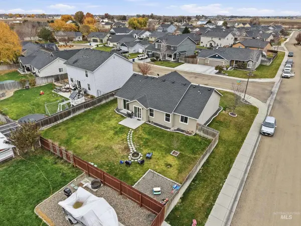 12594 Deadwood Ct., Nampa, ID 83651-5112