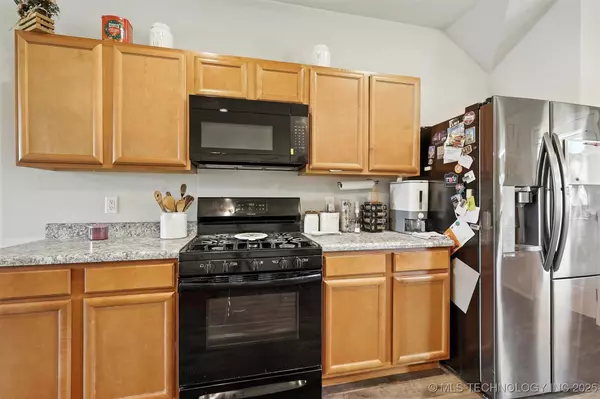 1529 S 29th CT, Broken Arrow, OK 74014