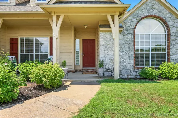 14310 S 264th East Avenue, Coweta, OK 74429