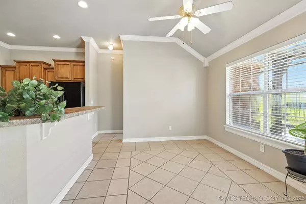 14310 S 264th East Avenue, Coweta, OK 74429