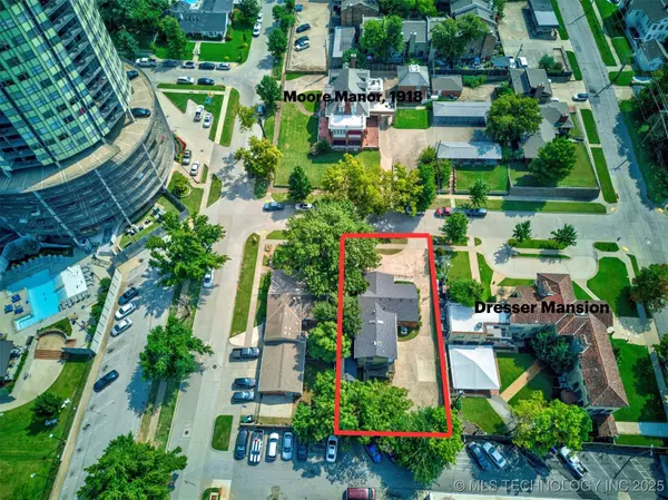 1736 S Carson AVE, Tulsa, OK 74119