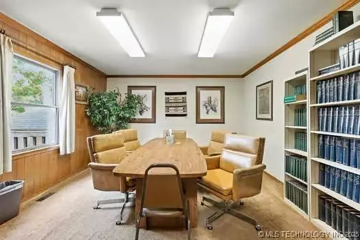 1736 S Carson AVE, Tulsa, OK 74119