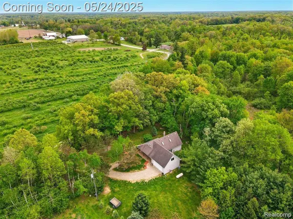 5960 Kidder Road, Almont, MI 48003 9629