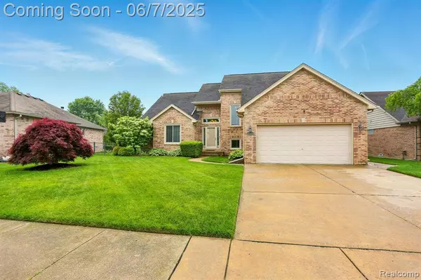 36694 Maple Leaf Drive, New Baltimore, MI 48047